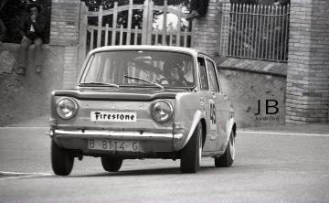 Ramón Arqués (Simca 1000 Rallye). Montserrat 1975 (Foto: Jordi Brú)